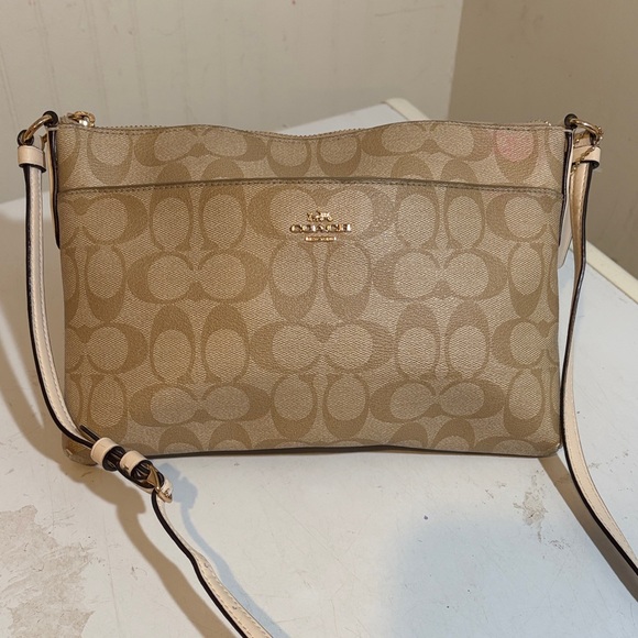 Coach Handbags - Coach Tan Signature Crossbody Bag
